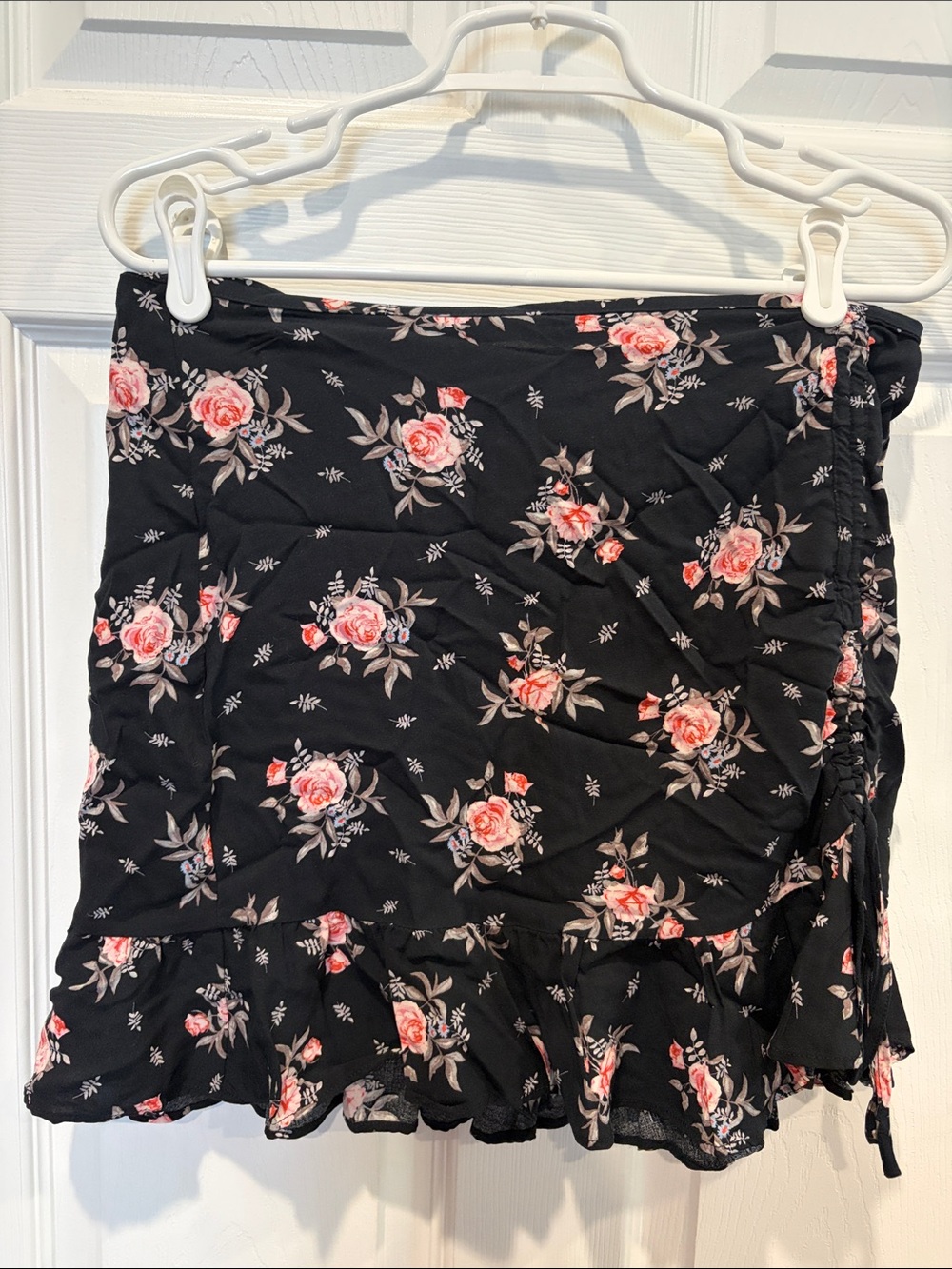 H&M Black Mini Skirt with Pink Floral Print